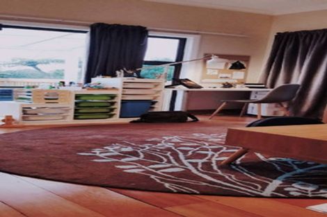 Photo of property in 172 Nevay Road, Karaka Bays, Wellington, 6022