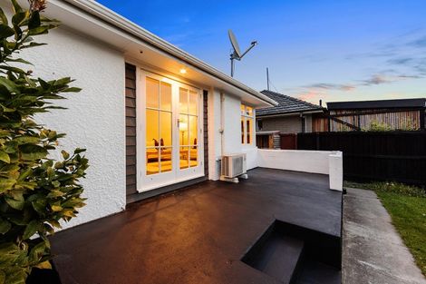 Photo of property in 45 Coopers Road, Dallington, Christchurch, 8061