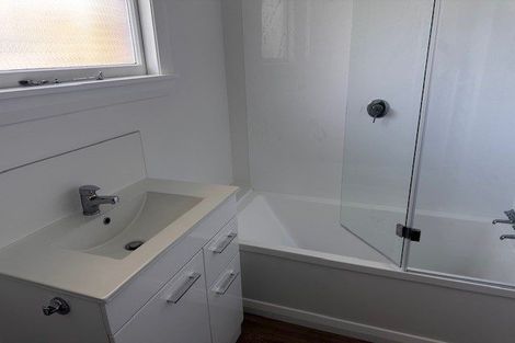 Photo of property in 70 Daniels Road, Redwood, Christchurch, 8051