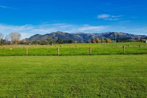 Photo of property in 12 Te Ao Wharepapa Lane, Peketa, Kaikoura, 7373