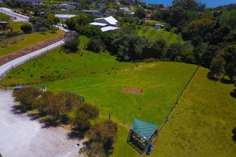 Photo of property in 11 Ocean View Road, Cable Bay, 0420