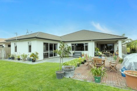 Photo of property in 18 Pania Place, Poraiti, Napier, 4112