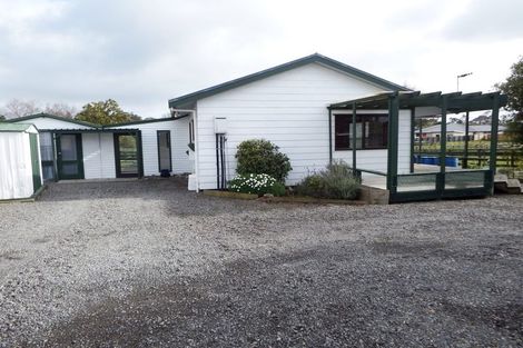 Photo of property in 14 Pukepapa Road, Marton, 4710