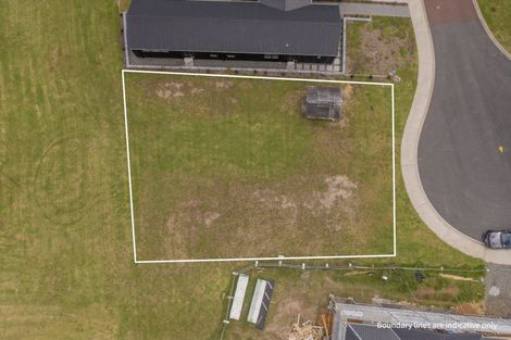 Photo of property in 16 Ian Hopper Way, Pauanui, 3579