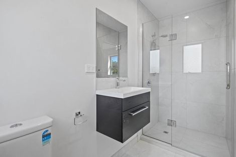 Photo of property in 5/2 Huia Street, Riccarton, Christchurch, 8041