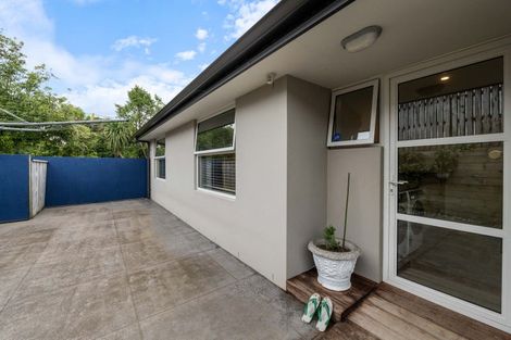 Photo of property in 4 Links Drive, Waiwhakaiho, New Plymouth, 4312