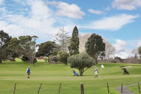 Photo of property in 14a Racecourse Road, Waiuku, 2123