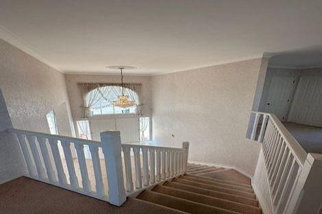 Photo of property in 9 Belsomet Place, Golflands, Auckland, 2013