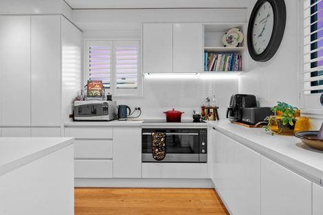 Photo of property in 22 Catalina Drive, Hobsonville, Auckland, 0616