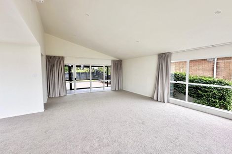 Photo of property in 20 Tiverton Crescent, Whalers Gate, New Plymouth, 4310