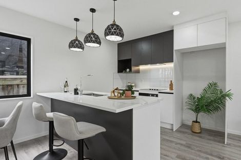 Photo of property in 16 Kirby Street, Glendene, Auckland, 0602