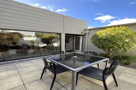 Photo of property in Highwic, 32u2 Hobson Street, Thorndon, Wellington, 6011