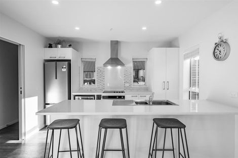 Photo of property in 68 Prado Drive, Pukekohe, 2120