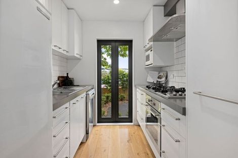 Photo of property in 20 Ayr Street, Riccarton, Christchurch, 8011