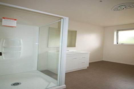 Photo of property in 42 Chipping Lane, Redwood, Christchurch, 8051