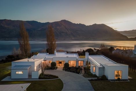 Photo of property in 27 Waimana Place, Wanaka, 9305