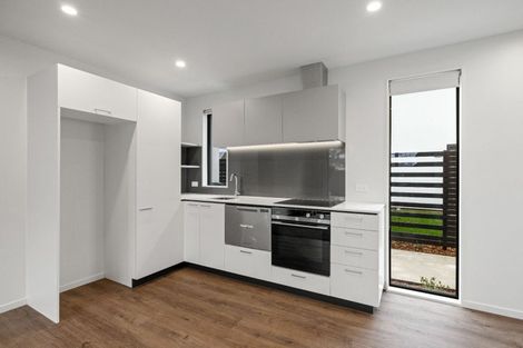 Photo of property in 6/43 New Brighton Road, Shirley, Christchurch, 8061