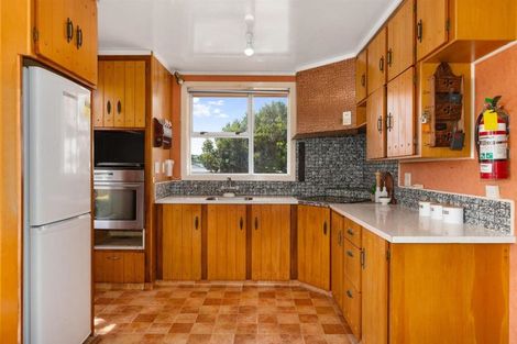 Photo of property in 63 Te Pene Avenue, Titahi Bay, Porirua, 5022
