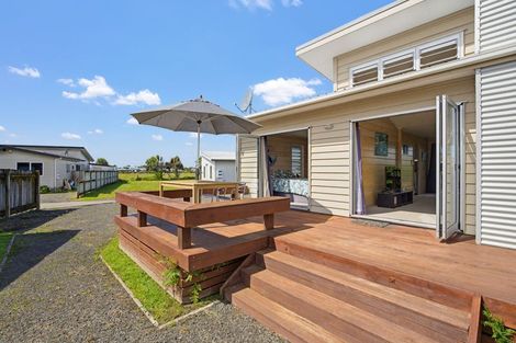 Photo of property in 42 Carina Way, Whitianga, 3510