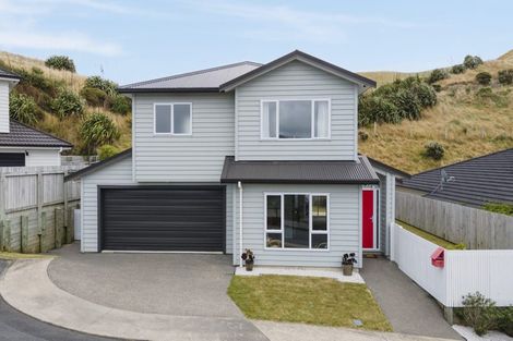 Photo of property in 17 Bickerton Rise, Churton Park, Wellington, 6037