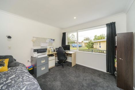 Photo of property in 44 Seddon Street, Feilding, 4702