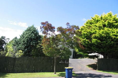 Photo of property in 63 Santiago Crescent, Unsworth Heights, Auckland, 0632