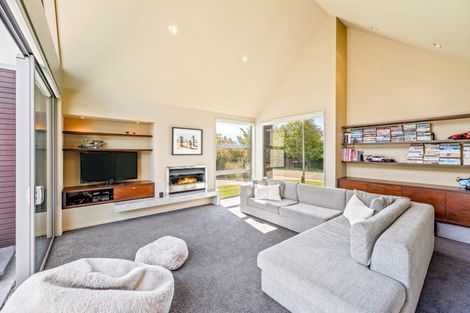Photo of property in 125 Meadowstone Drive, Wanaka, 9305