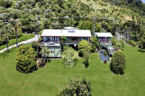 Photo of property in 8328 State Highway 35, Whanarua Bay, Te Kaha, 3199