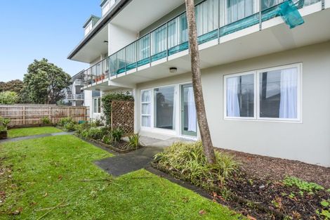 Photo of property in 2/21 Britannia Street, Petone, Lower Hutt, 5012