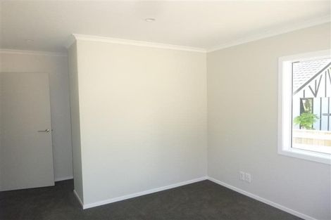 Photo of property in 20u8 Glanmire Road, Newlands, Wellington, 6037