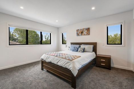 Photo of property in 3a Gladys Avenue, Glenfield, Auckland, 0629