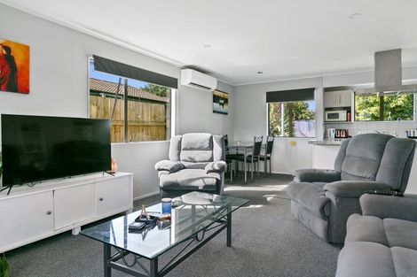 Photo of property in 2/23 Newberry Place, Richmond Heights, Taupo, 3330