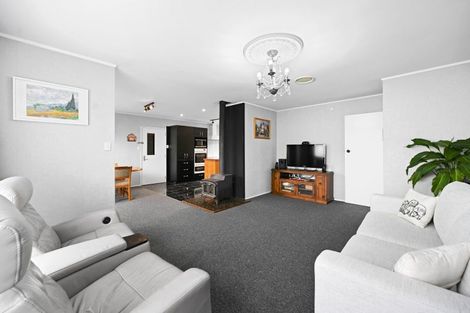 Photo of property in 113 Avalon Drive, Nawton, Hamilton, 3200