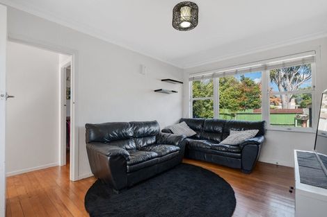 Photo of property in 2/71 Emmett Street, Greerton, Tauranga, 3112