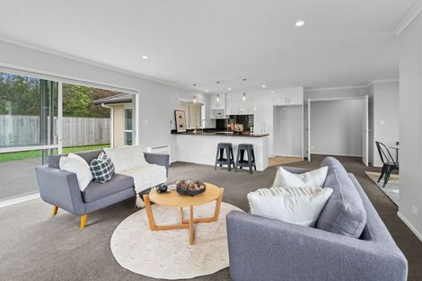 Photo of property in 60 Feist Street, Carterton, 5713