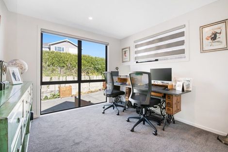 Photo of property in 42 Arran Point Parade, Orewa, 0931