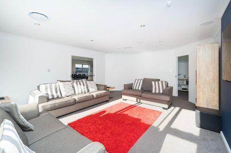 Photo of property in 26 Chestnut Close, Kelvin Grove, Palmerston North, 4414