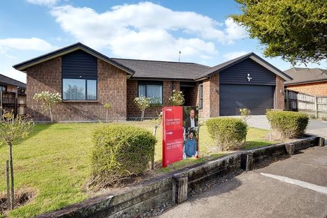 Photo of property in 15 Te Ironui Place, Huntington, Hamilton, 3210