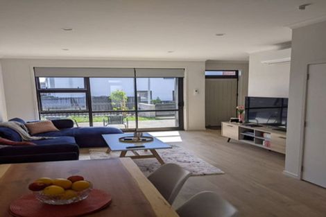 Photo of property in 34 Hobsonville Point Road, Hobsonville, Auckland, 0616