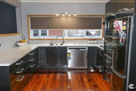 Photo of property in 74 King Street, Waiuku, 2123