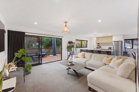 Photo of property in 59 Wallath Road, Westown, New Plymouth, 4310