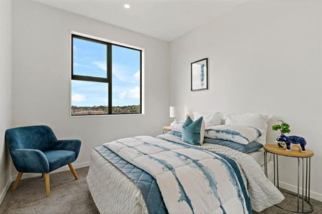 Photo of property in 19 Tieke Lane, Massey, Auckland, 0614