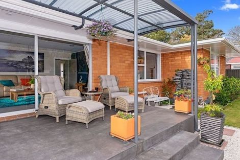 Photo of property in 43 Glenharrow Avenue, Avonhead, Christchurch, 8042