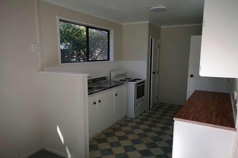 Photo of property in 90 Kemp Road, Massey, Auckland, 0614