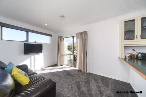 Photo of property in 66 Carter Crescent, Awapuni, Palmerston North, 4412