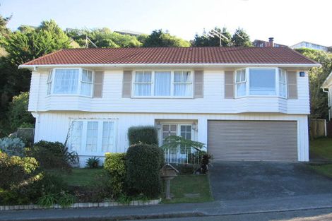 Photo of property in 13 Fairburn Grove, Johnsonville, Wellington, 6037