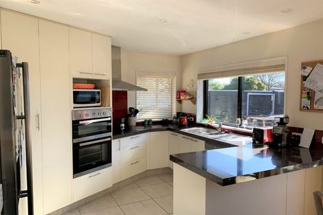 Photo of property in 16 Hinemoa Street, Spreydon, Christchurch, 8024