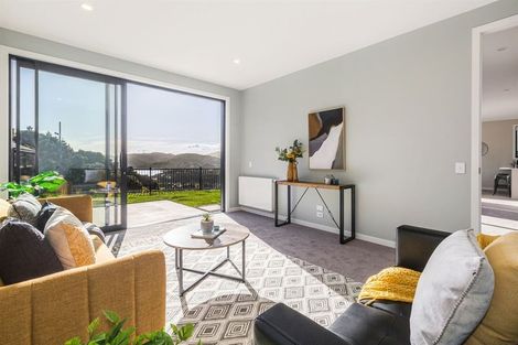 Photo of property in 8 Skysail Lane, Whitby, Porirua, 5024