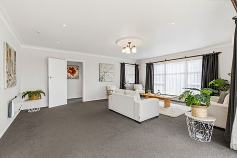 Photo of property in 194 Totara Drive, Pukete, Hamilton, 3200