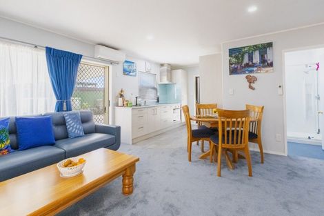 Photo of property in 106 Latham Street, Marewa, Napier, 4110